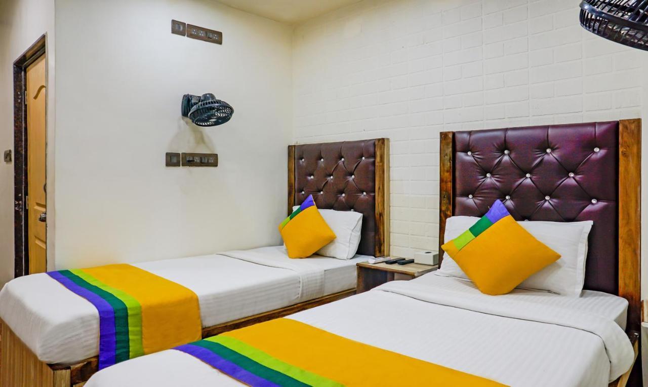 Treebo Trip Meadow Inn มุมไบ ภายนอก รูปภาพ